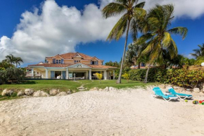 Villa Marine 5 étoiles sur la plage du lagon à deux pas du golf